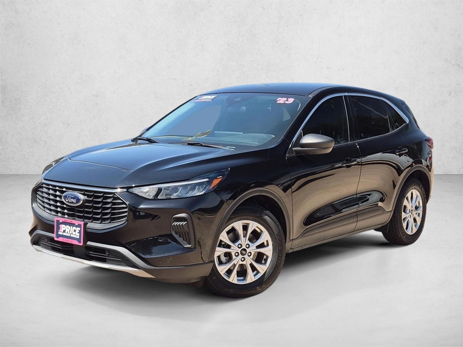 Thumbnail: 2023 Ford Escape - 1