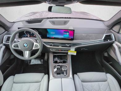 2026 BMW X7