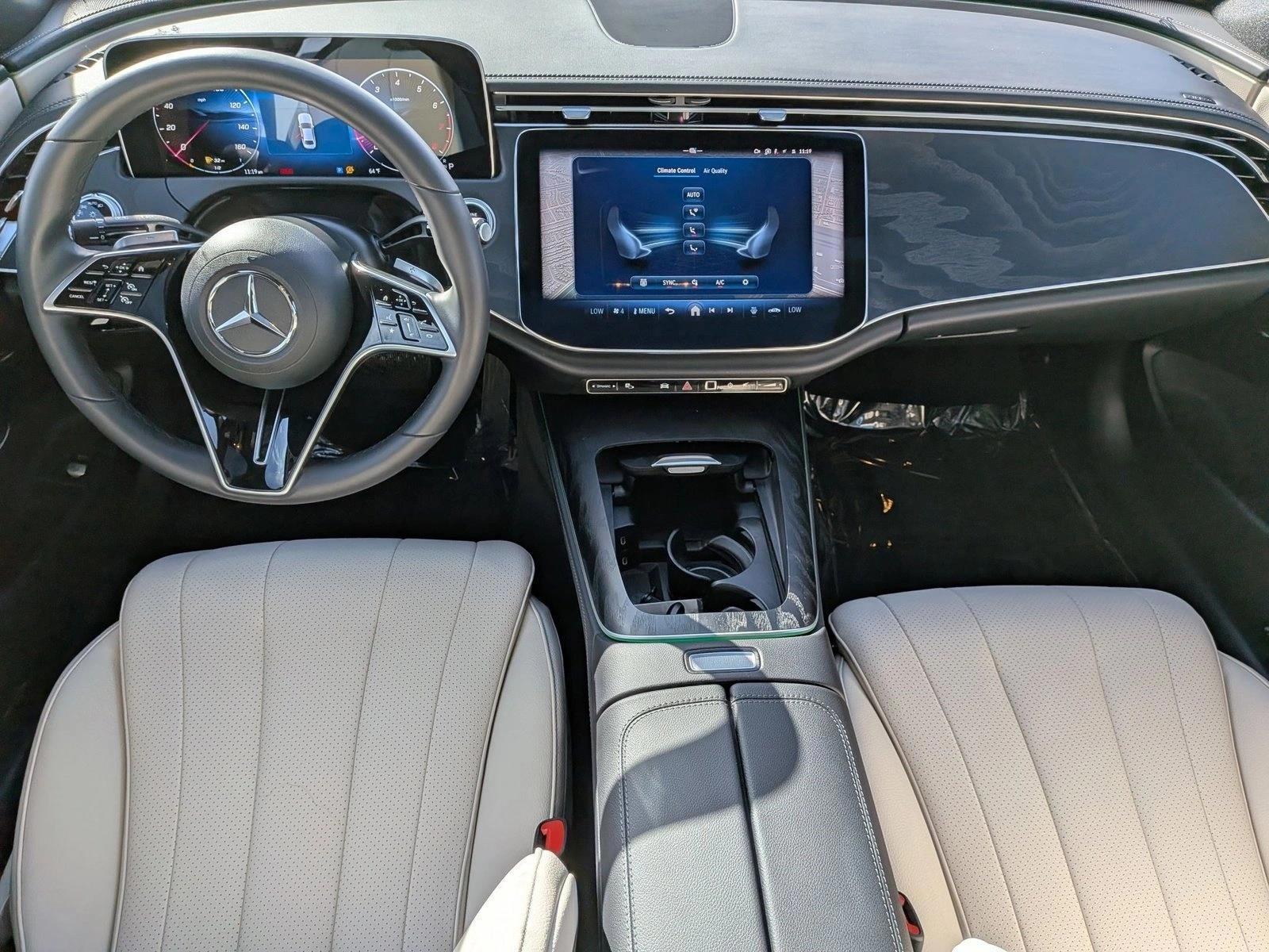 Thumbnail: 2026 Mercedes-Benz E-Class - 3