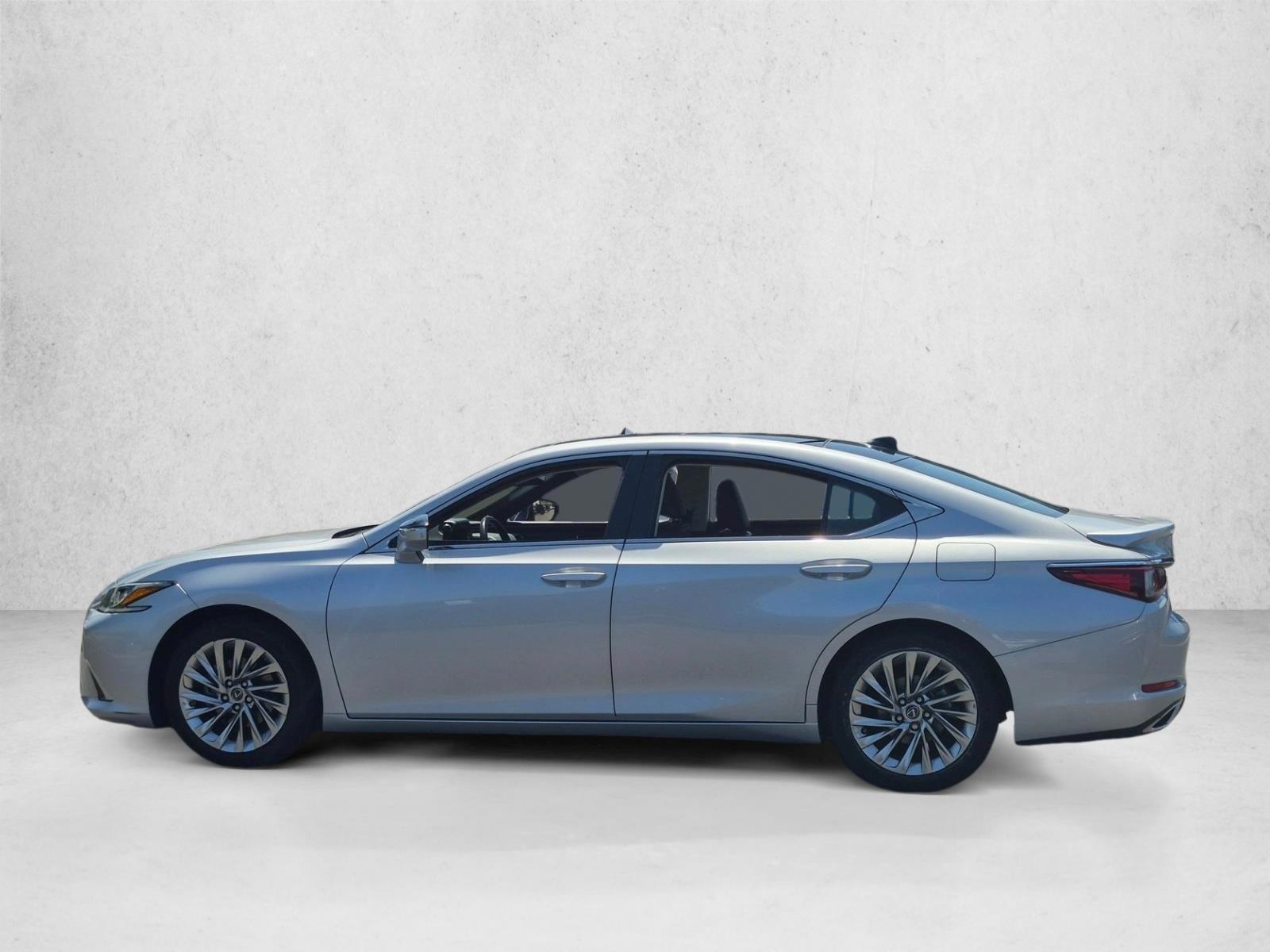 Thumbnail: 2020 Lexus ES - 1