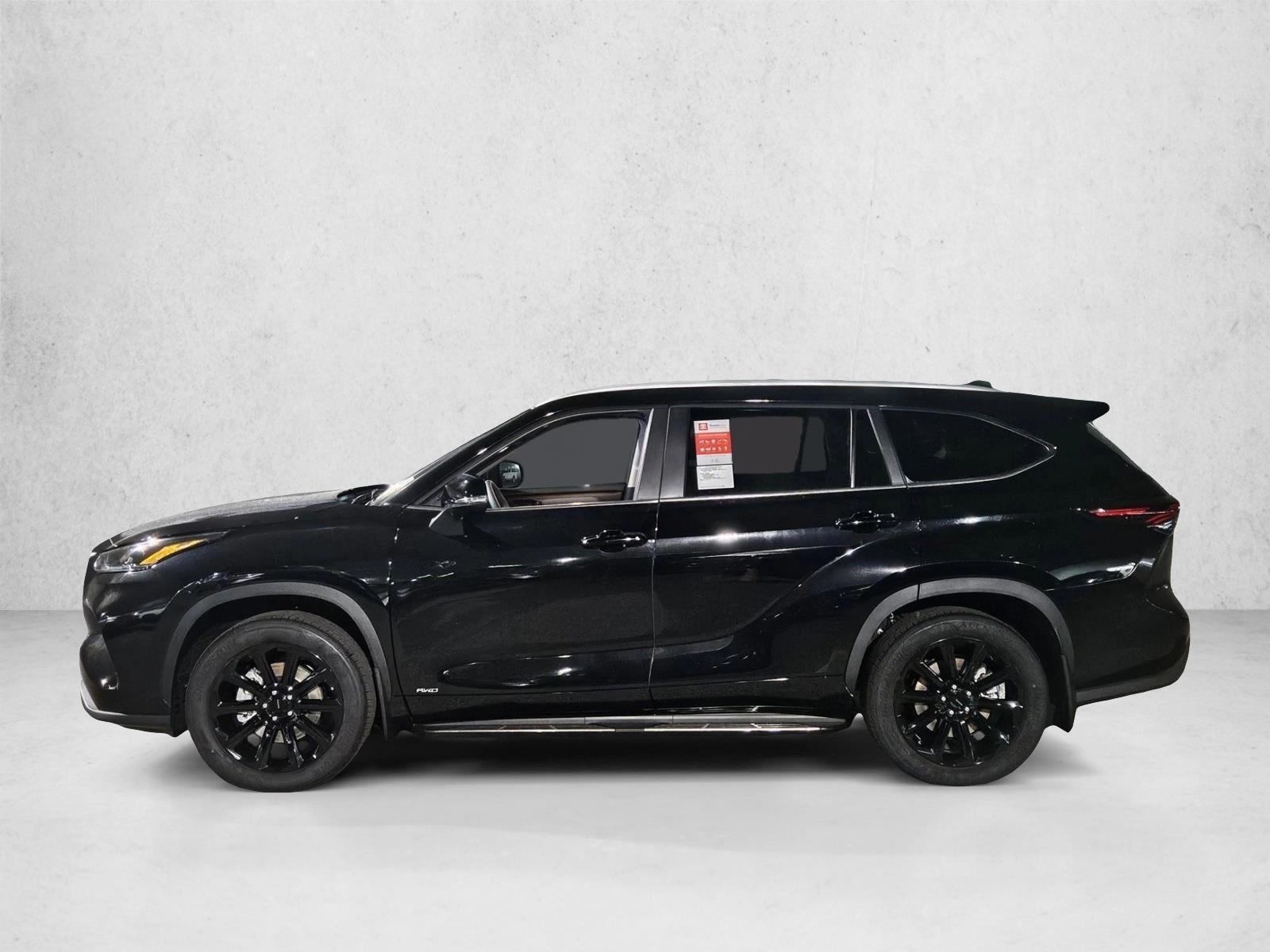 Thumbnail: 2026 Toyota Highlander - 2