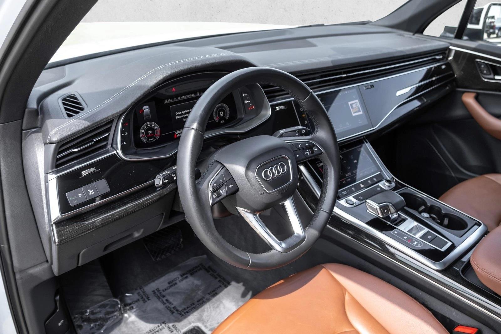 Thumbnail: 2023 Audi Q7 - 3