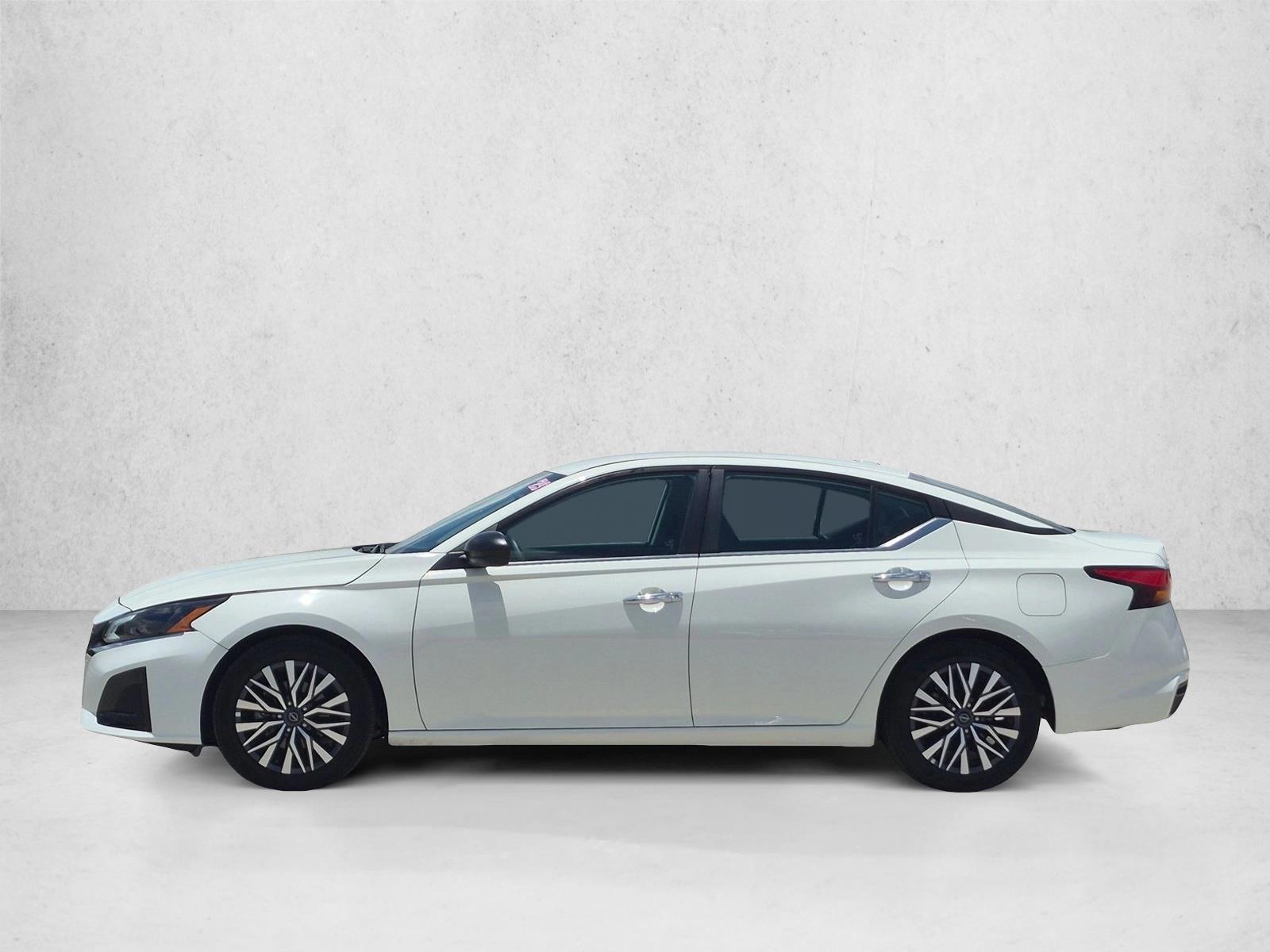Thumbnail: 2025 Nissan Altima - 2