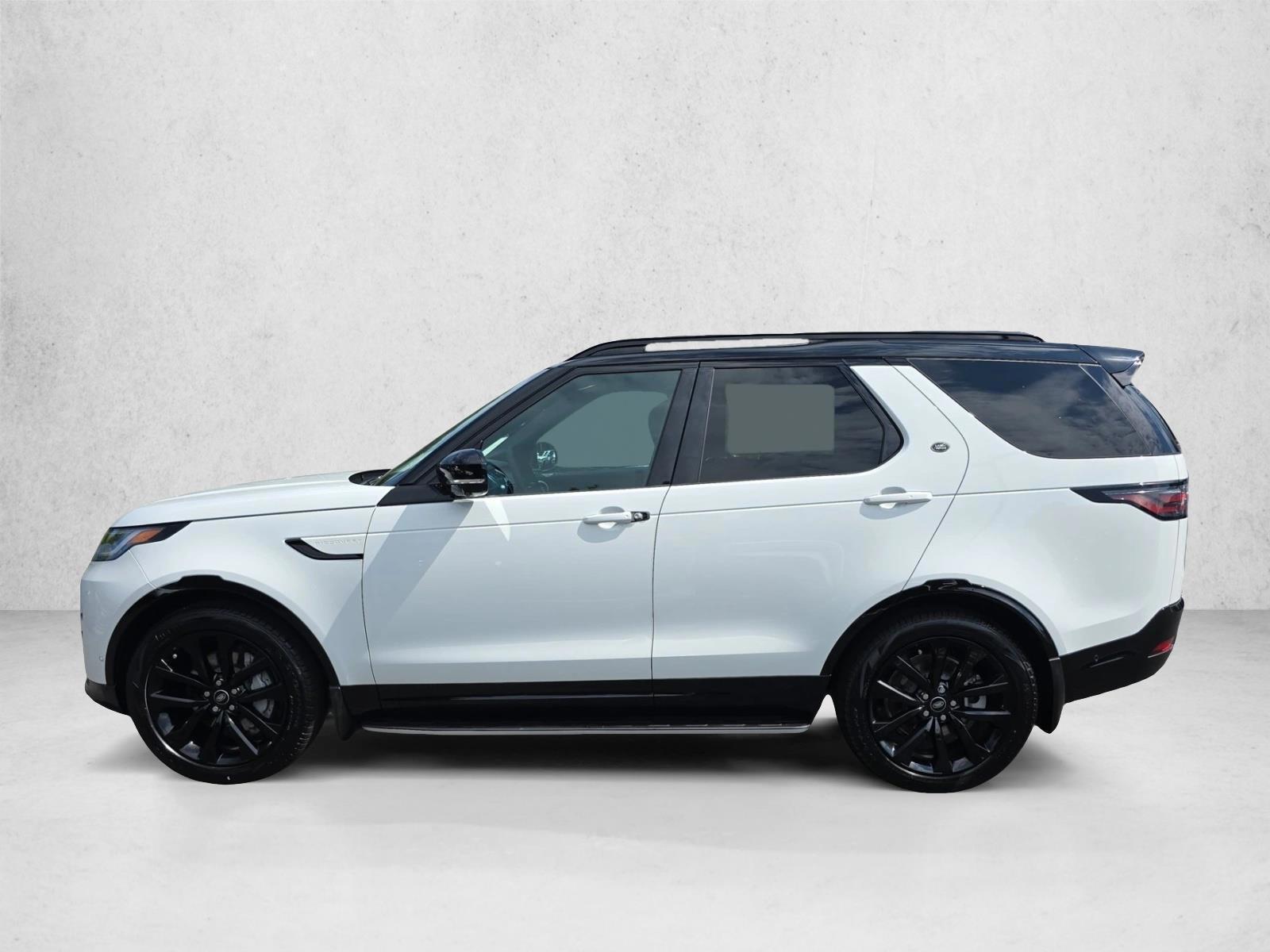 Thumbnail: 2026 Land Rover Discovery - 2