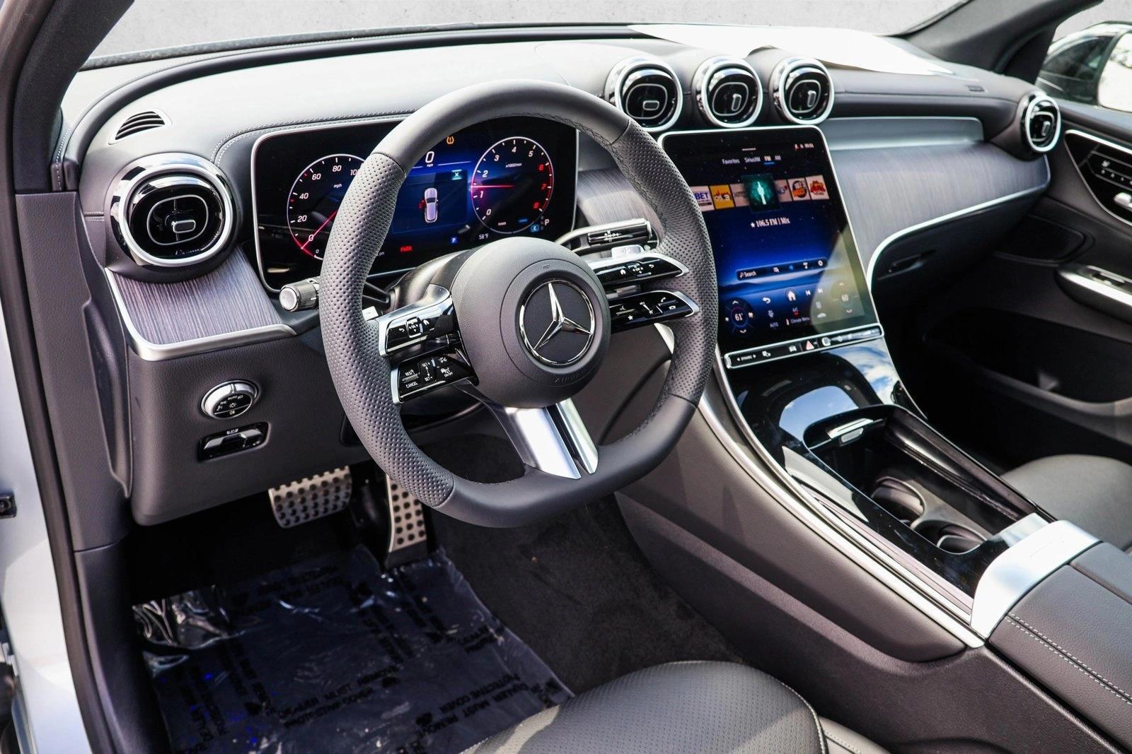 Thumbnail: 2026 Mercedes-Benz GLC - 3