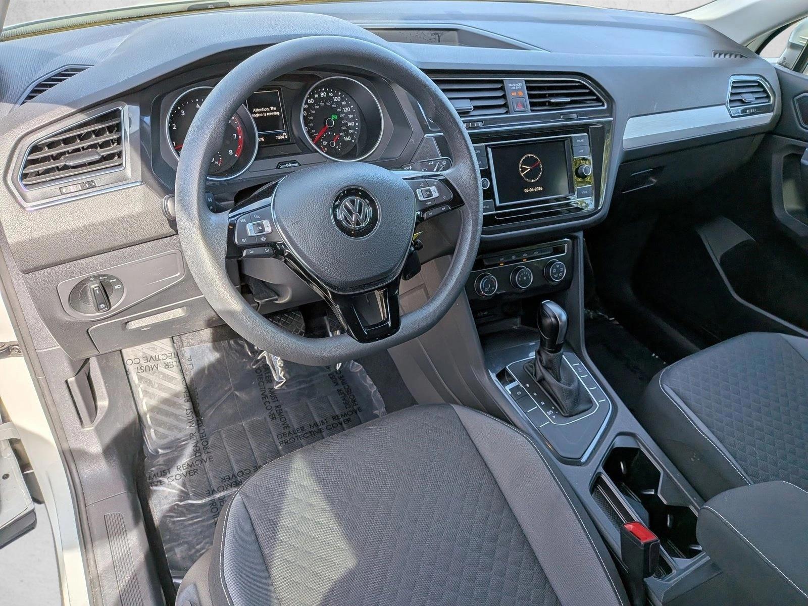 Thumbnail: 2021 Volkswagen Tiguan - 3