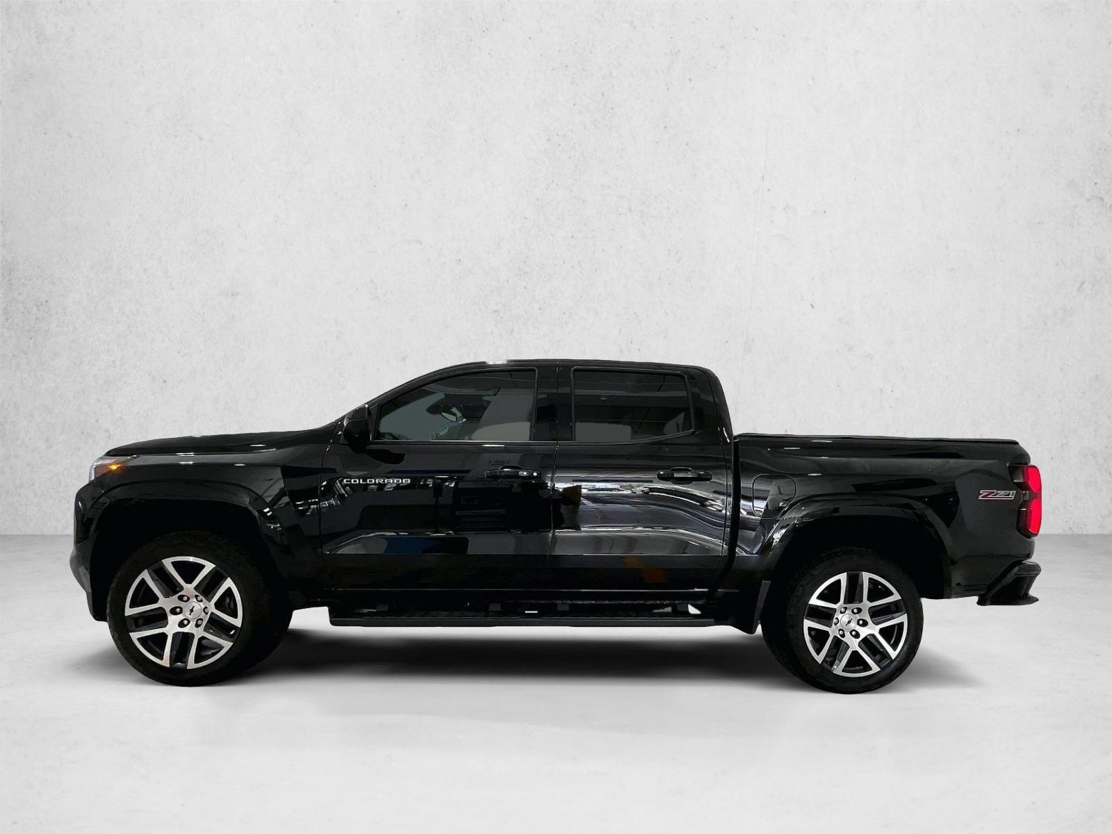 Thumbnail: 2024 Chevrolet Colorado - 2