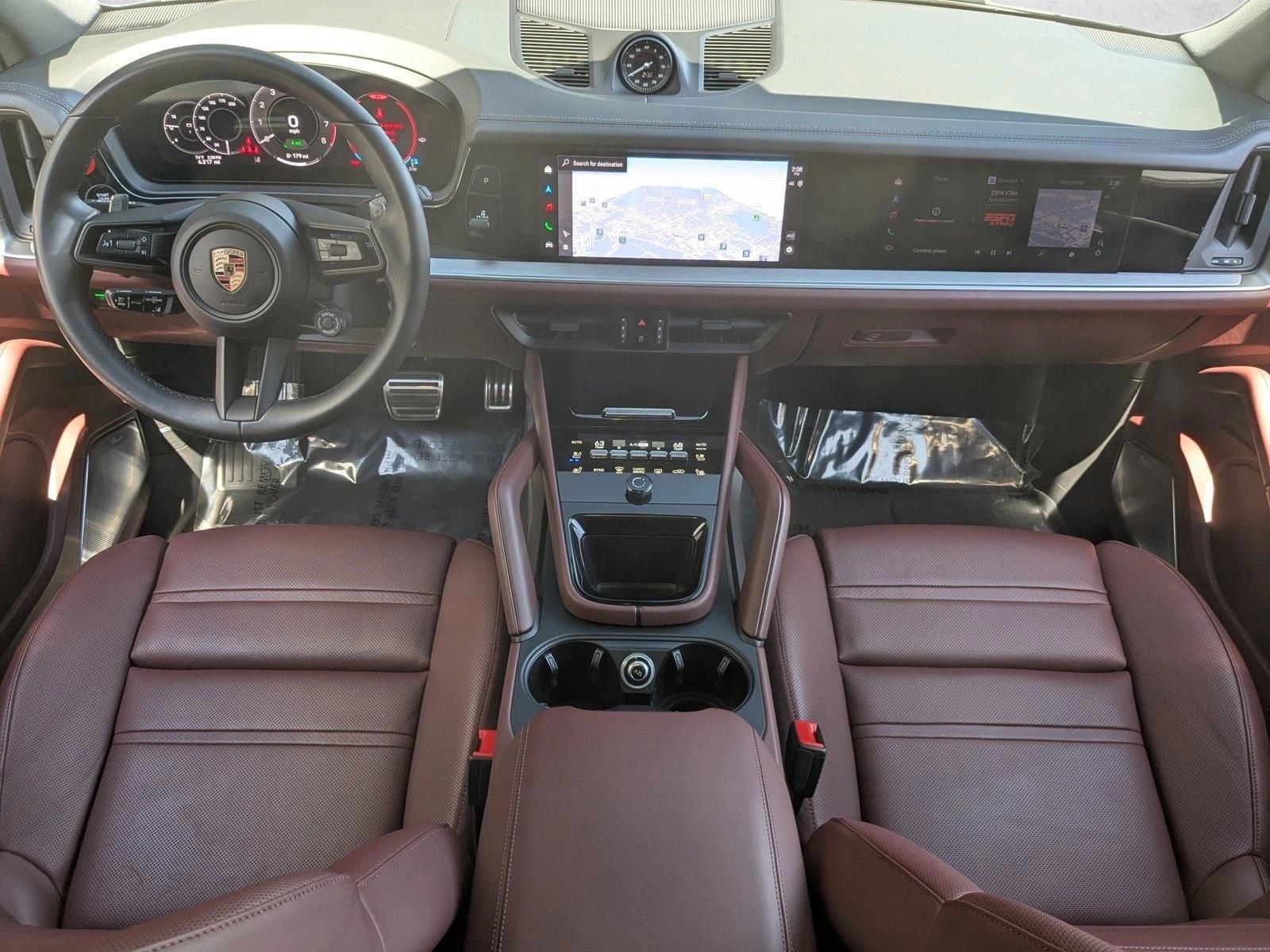 Thumbnail: 2026 Porsche Cayenne - 3