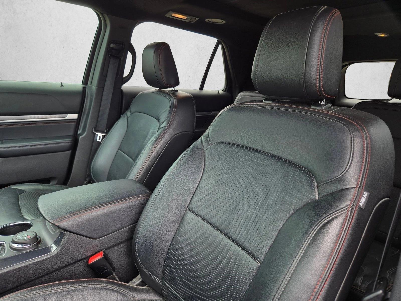 Thumbnail: 2018 Ford Explorer - 3