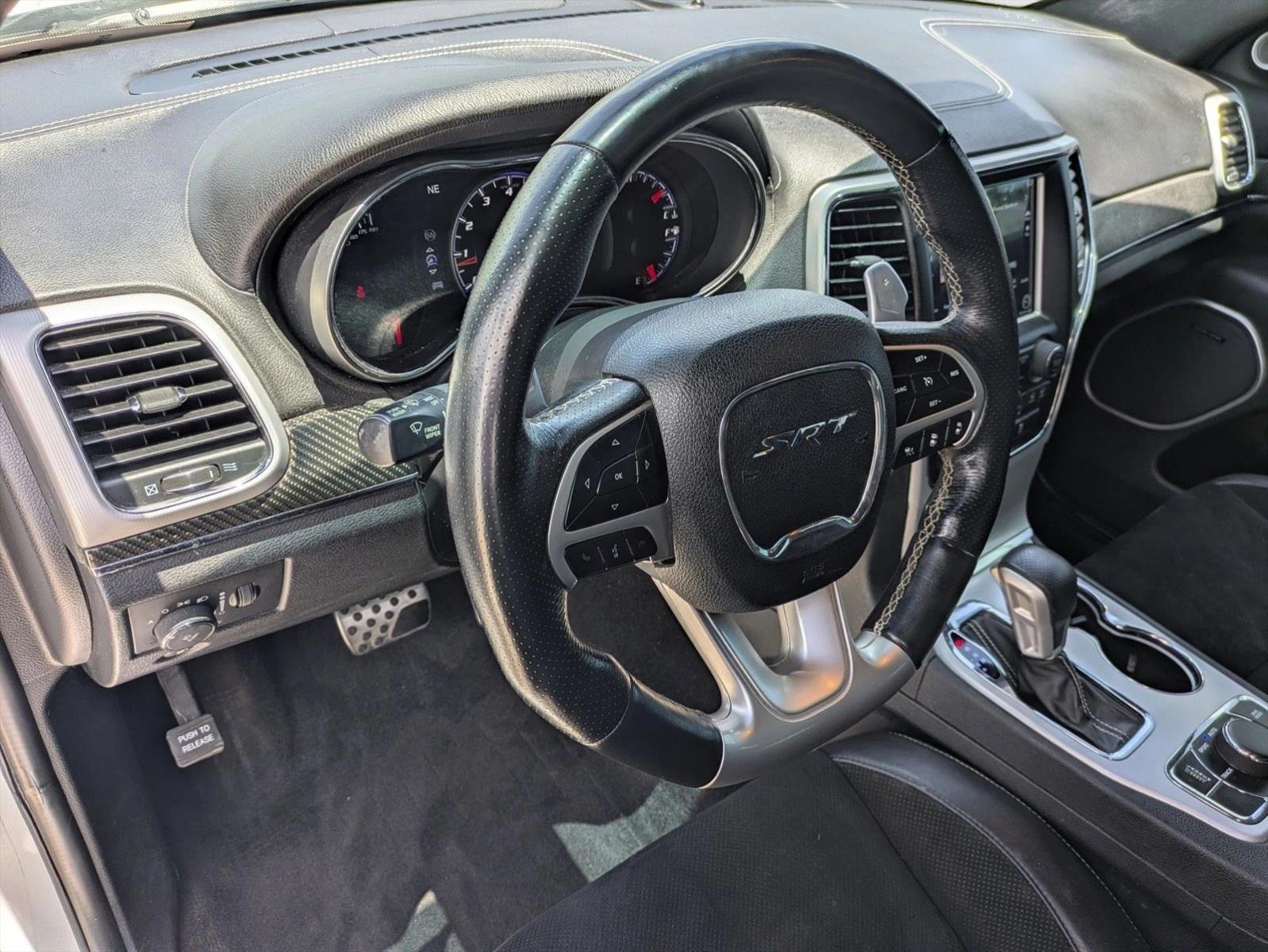 Thumbnail: 2018 Jeep Grand Cherokee - 3
