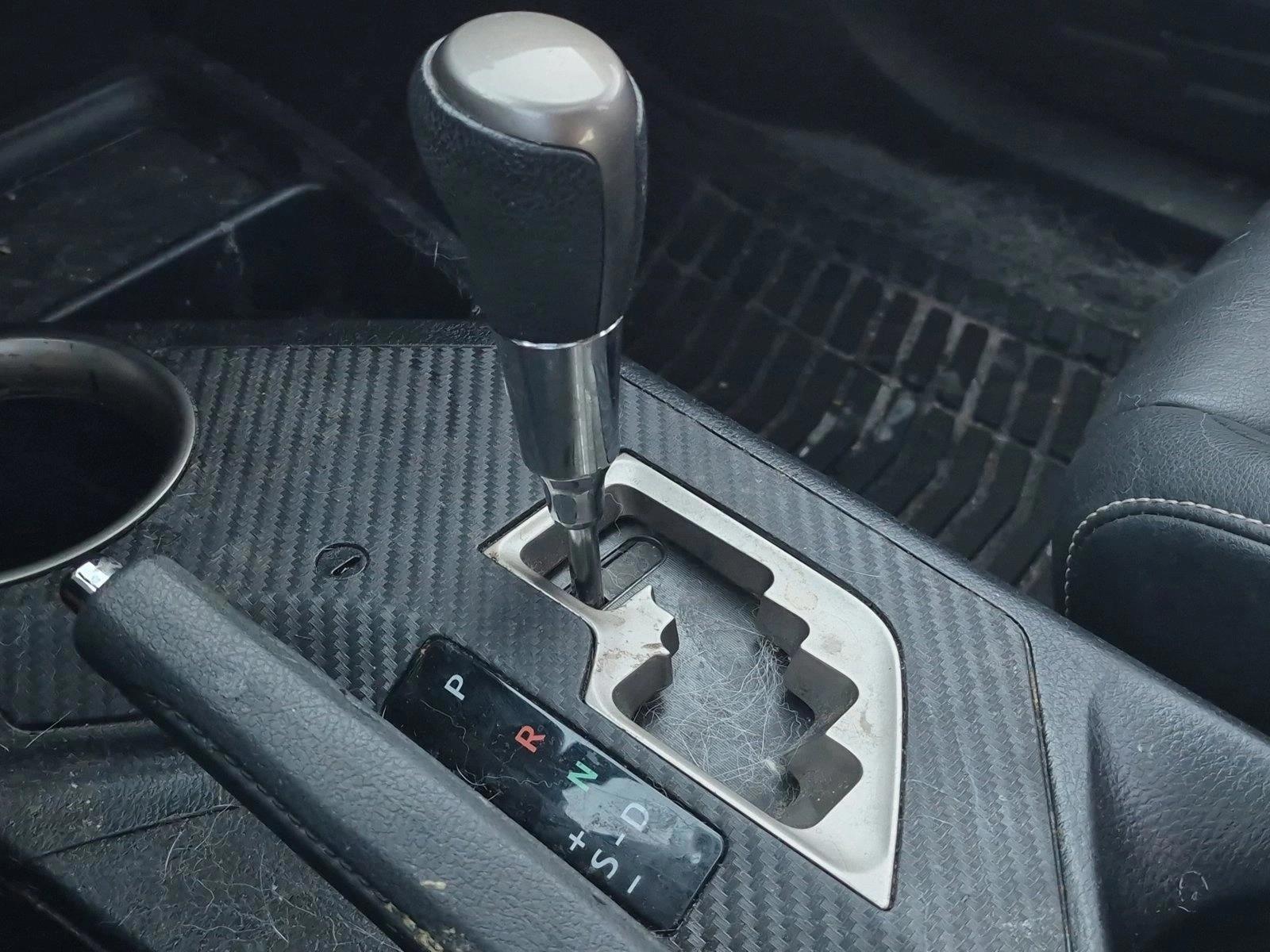 Thumbnail: 2015 Toyota RAV4 - 3