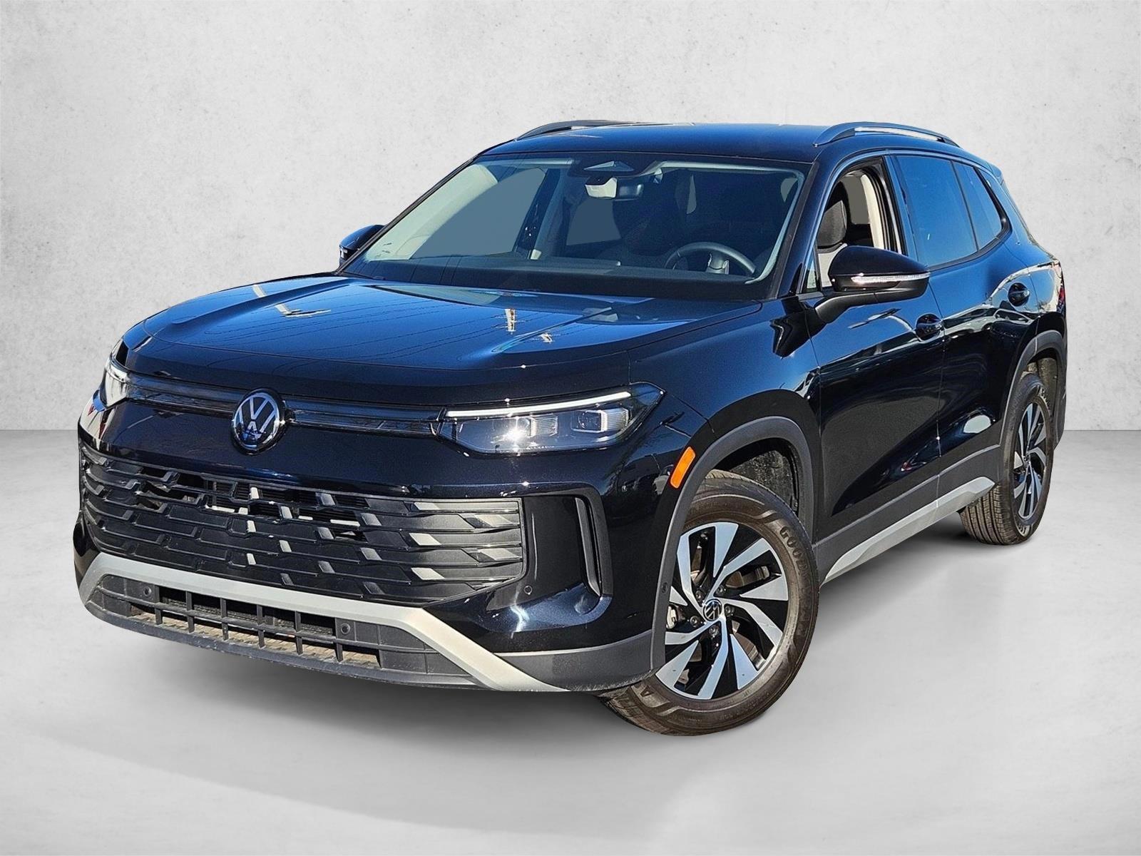 Thumbnail: 2025 Volkswagen Tiguan - 1