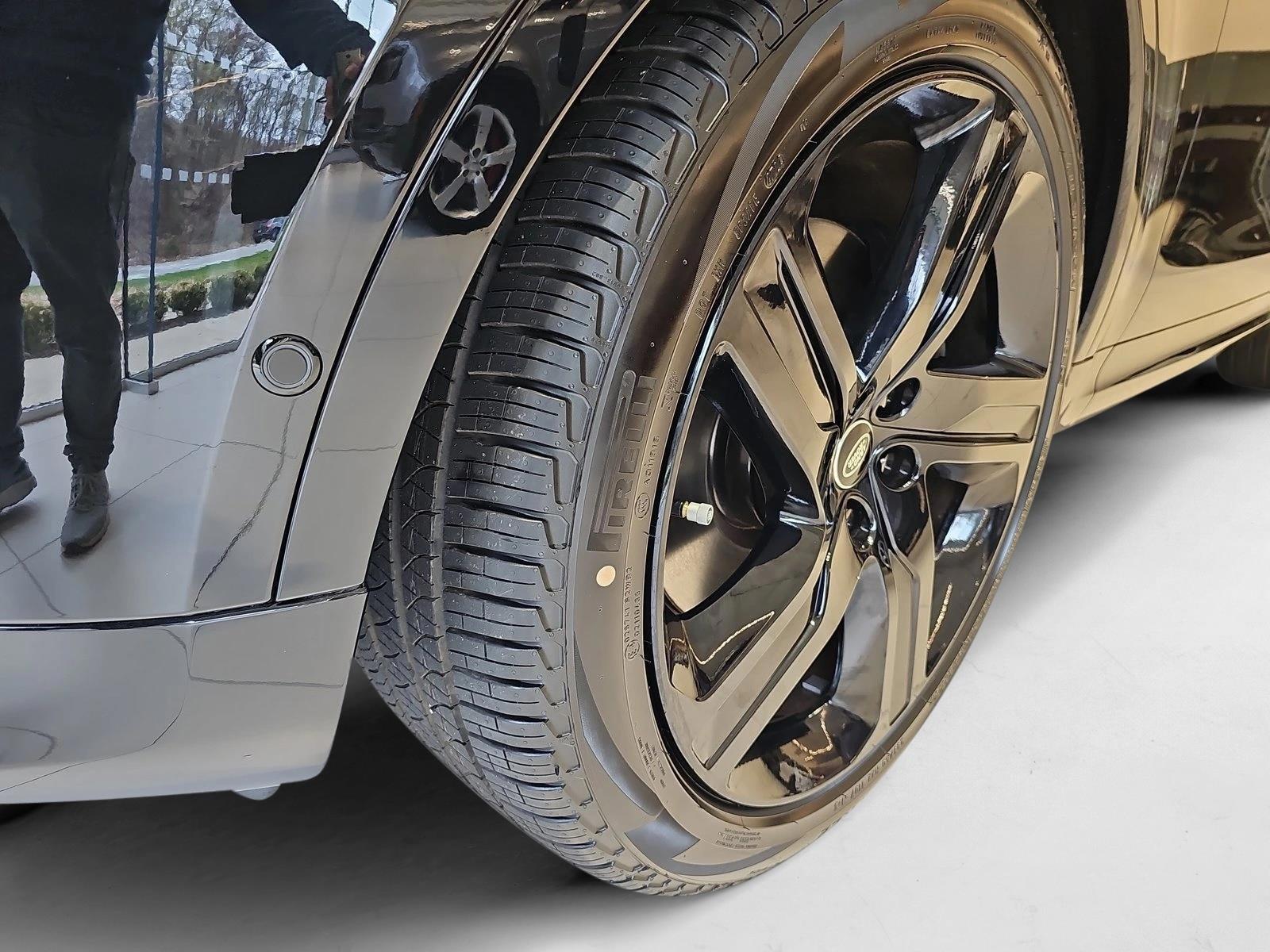 2025 Land Rover Discovery Dynamic SE - Photo 30
