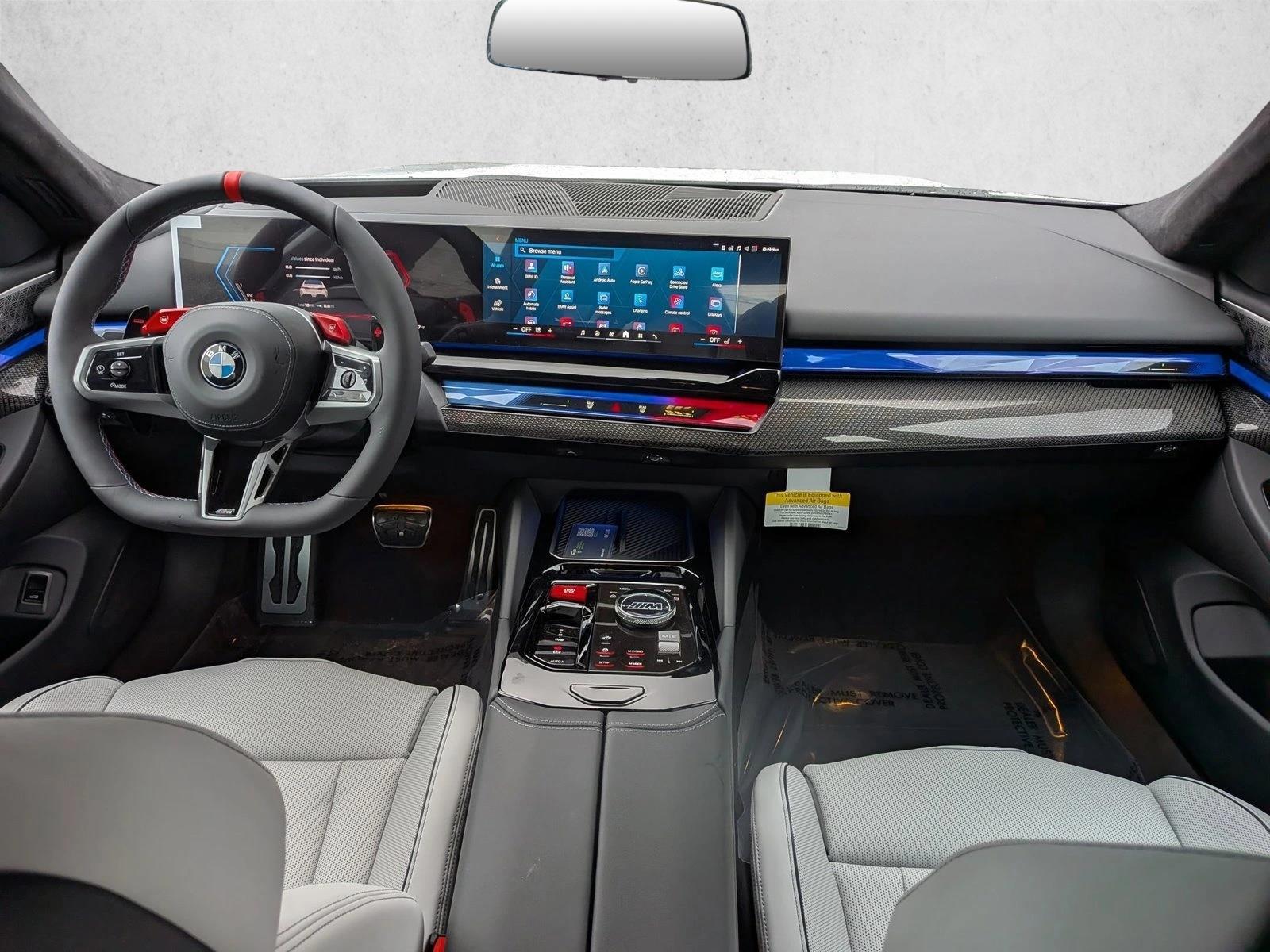 Thumbnail: 2026 BMW M5 - 4