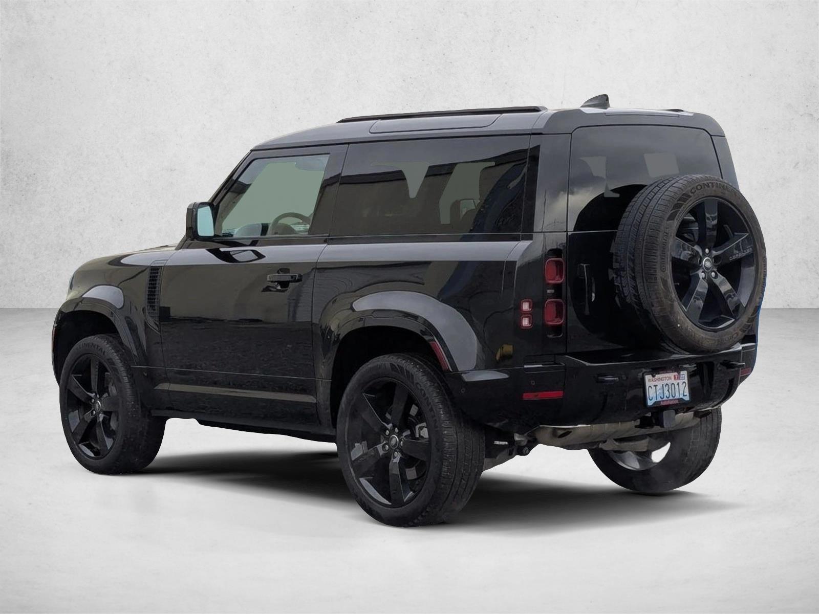 2025 Land Rover Defender X-Dynamic SE - Photo 8