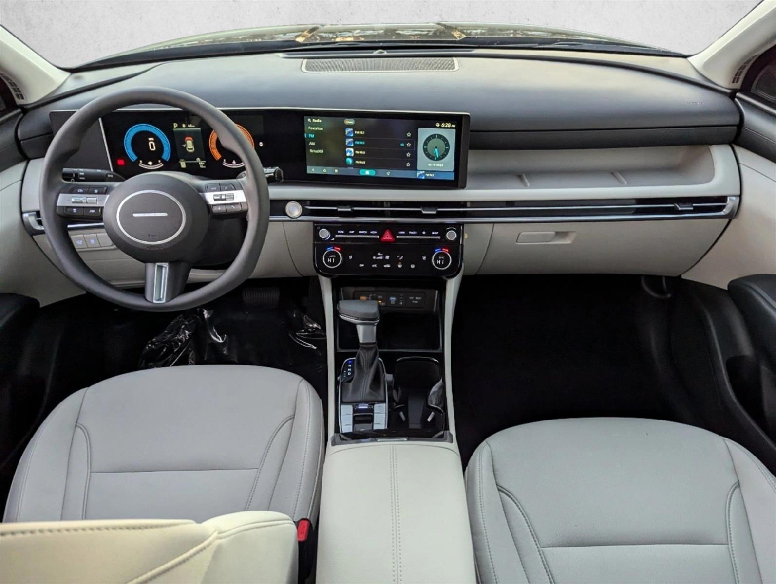 Thumbnail: 2025 Hyundai Tucson - 3