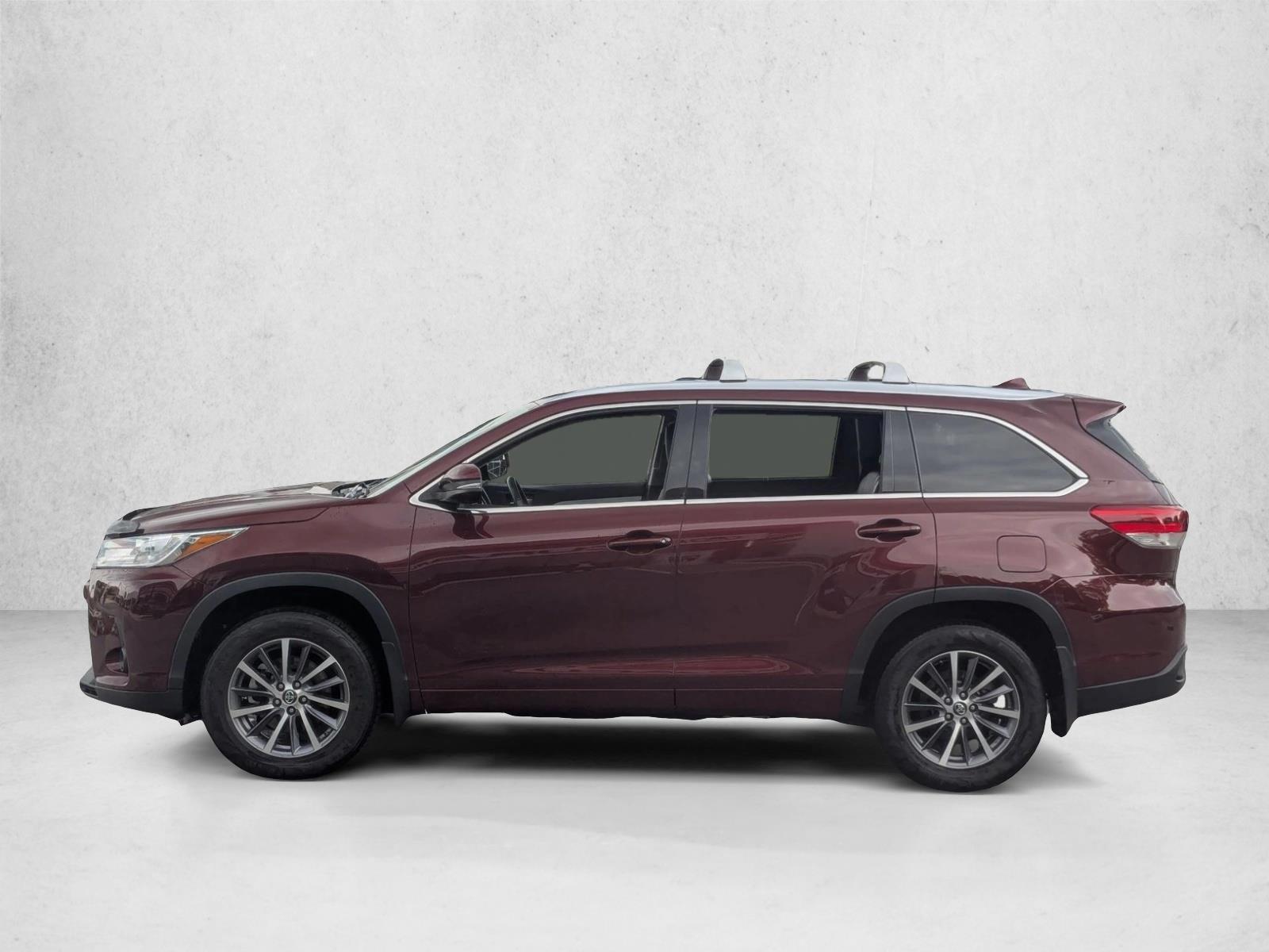 Thumbnail: 2017 Toyota Highlander - 2