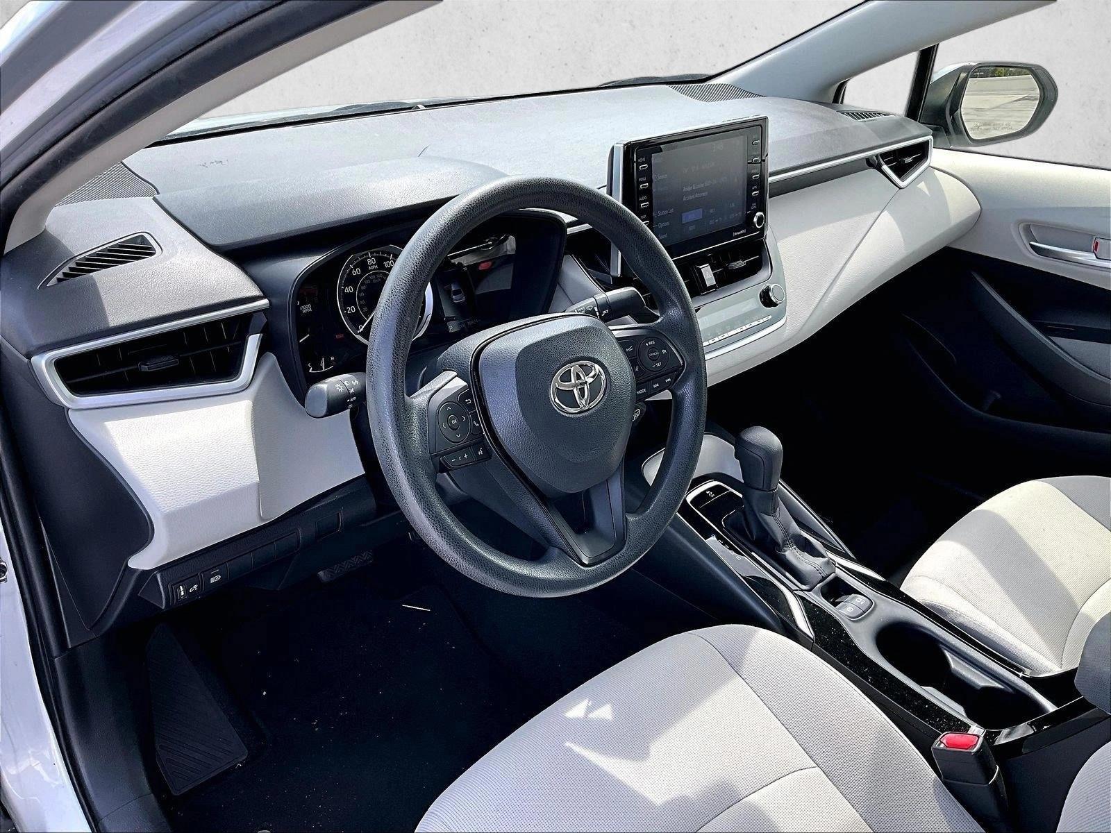 Thumbnail: 2021 Toyota Corolla - 3
