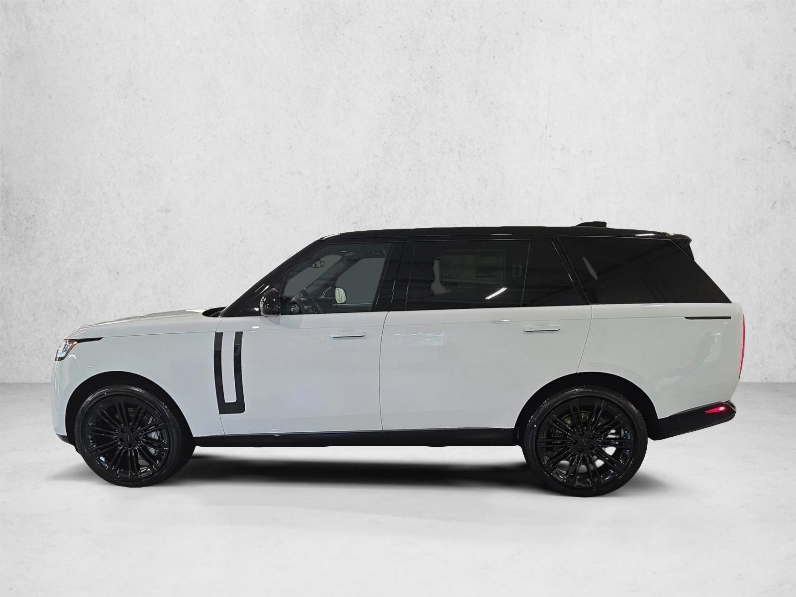 Thumbnail: 2026 Land Rover Range Rover - 2