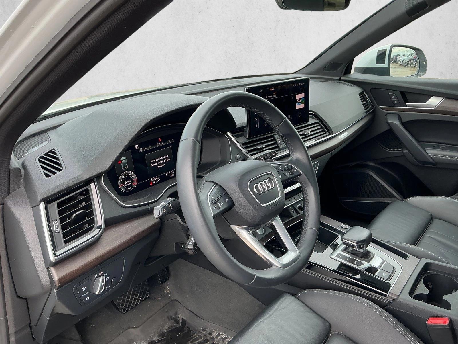 Thumbnail: 2023 Audi Q5 - 3
