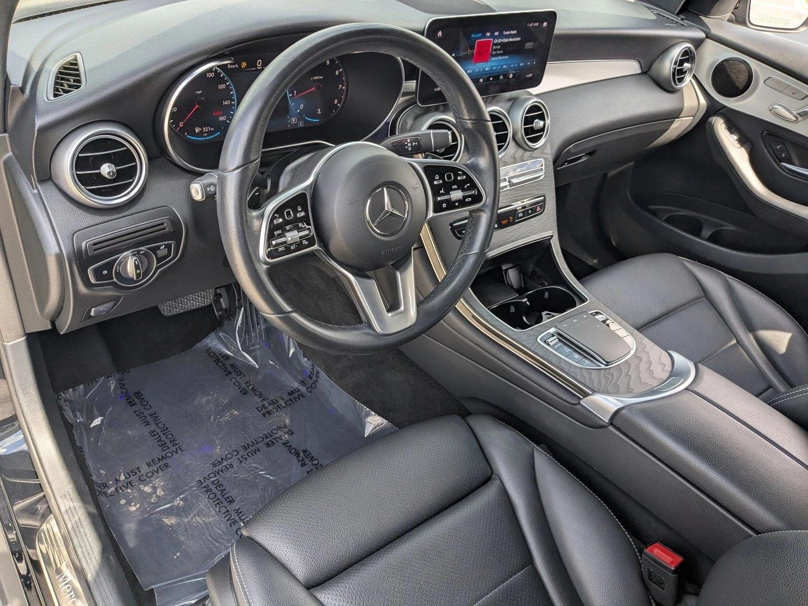 Thumbnail: 2022 Mercedes-Benz GLC - 3