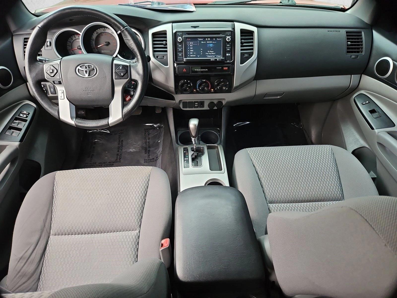 Thumbnail: 2015 Toyota Tacoma - 3