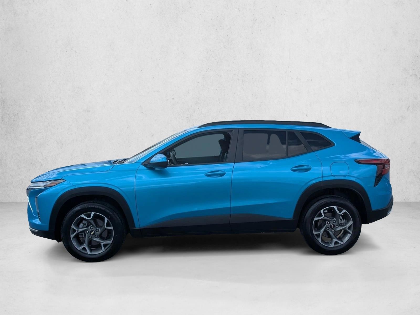 Thumbnail: 2025 Chevrolet Trax - 2