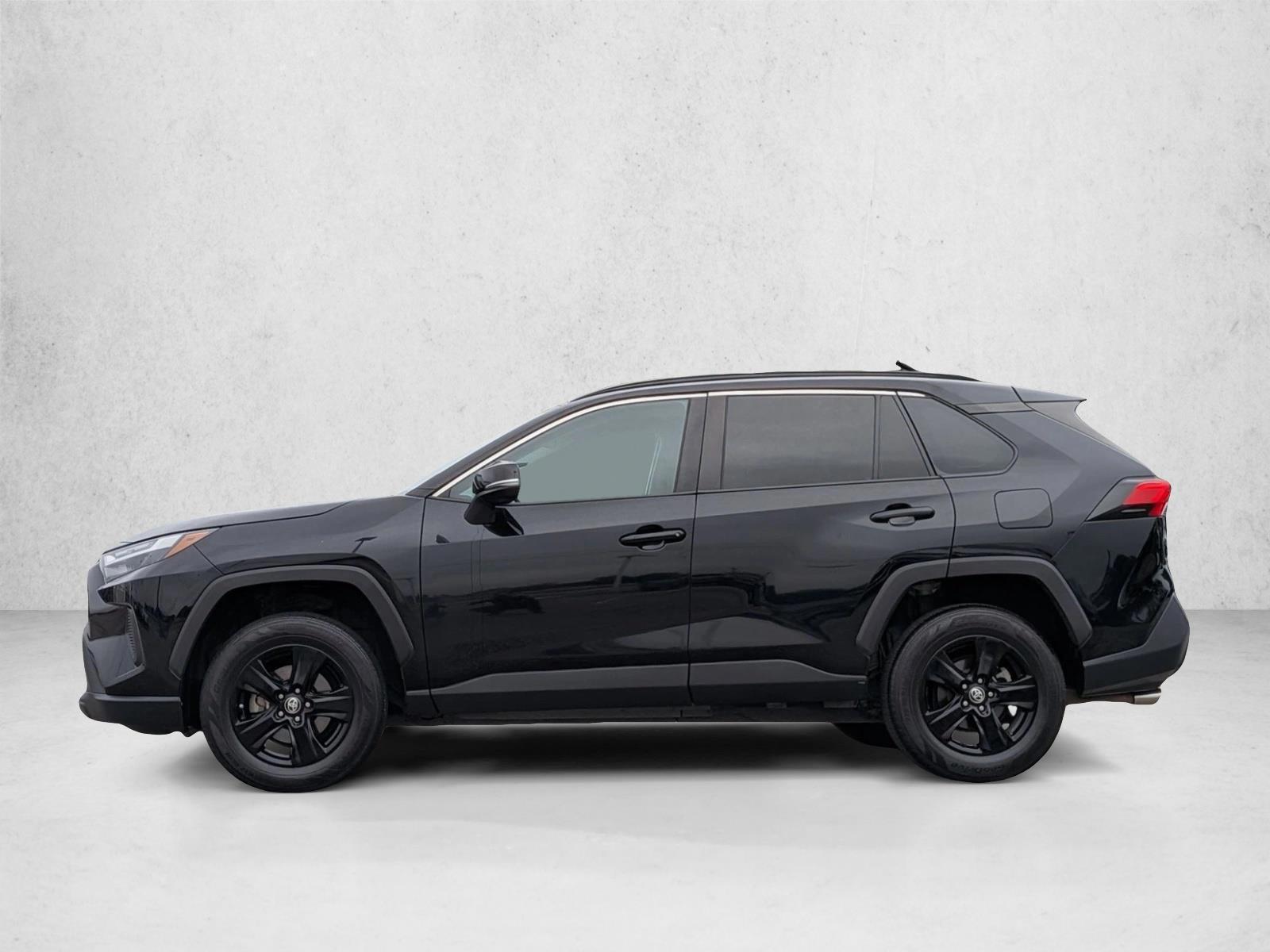 Thumbnail: 2022 Toyota RAV4 - 2