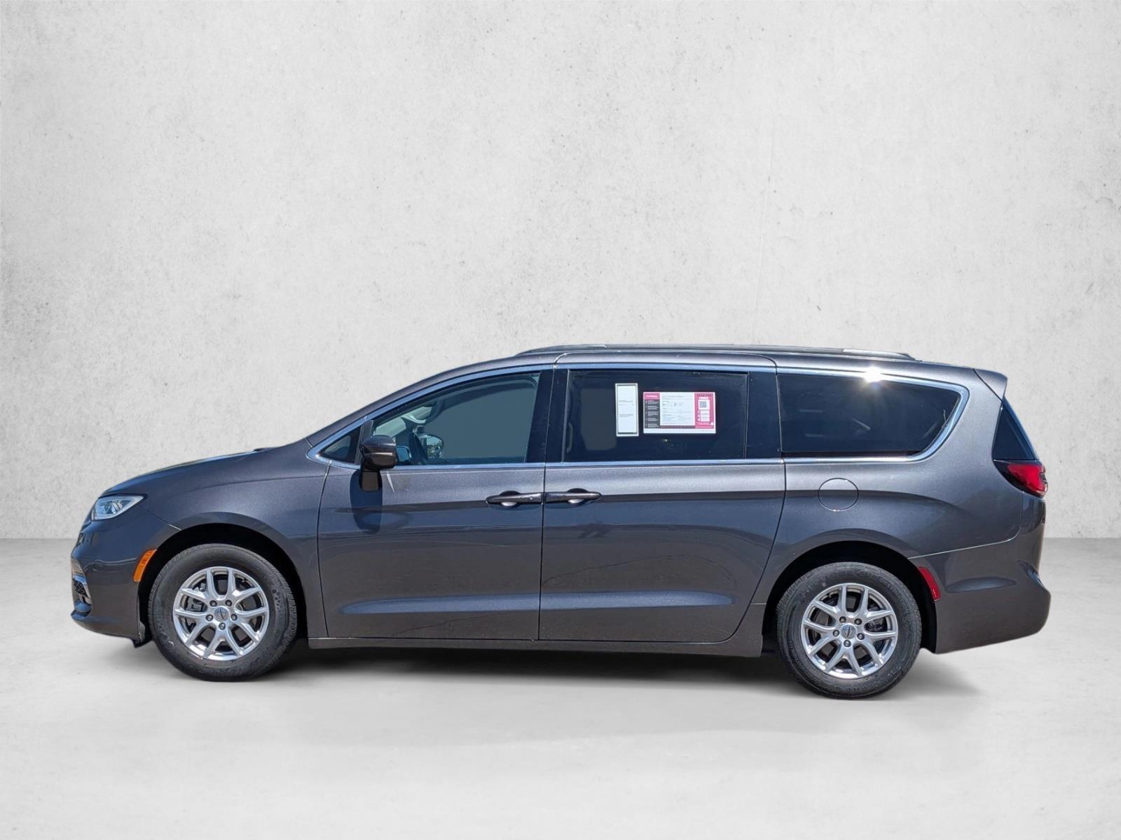 Thumbnail: 2022 Chrysler Pacifica - 2