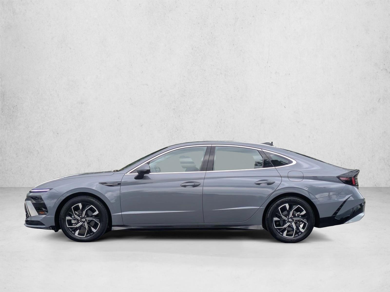 Thumbnail: 2024 Hyundai Sonata - 2