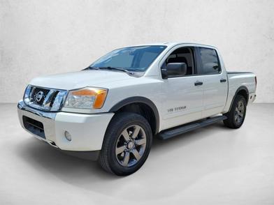 2015 Nissan Titan SV -
                  Austin, TX