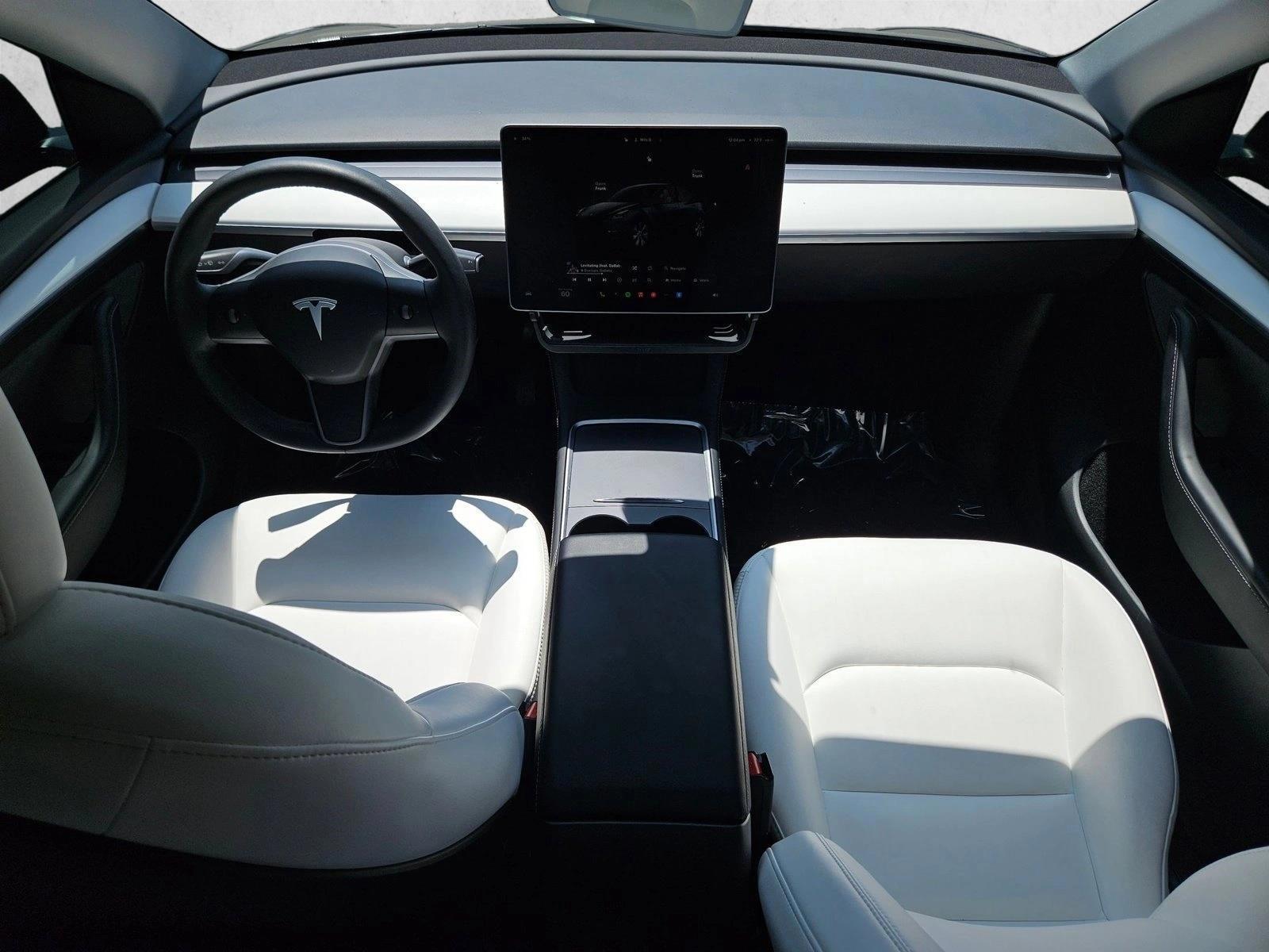 Thumbnail: 2024 Tesla Model Y - 3