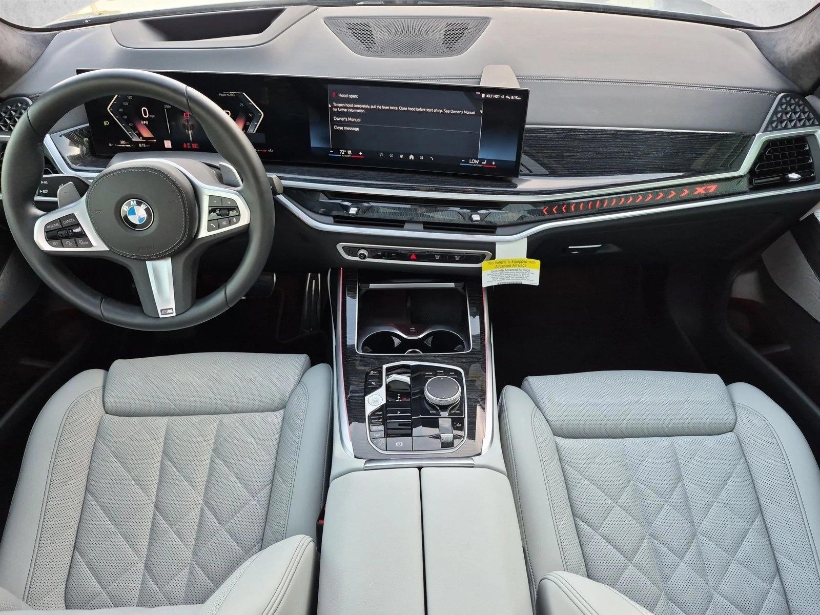 Thumbnail: 2026 BMW X7 - 4