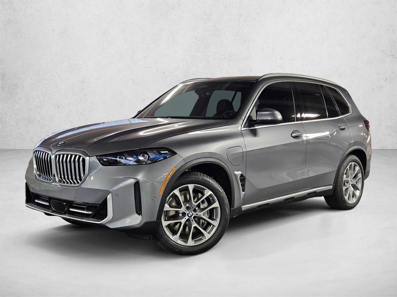 Thumbnail: 2026 BMW X5 - 1