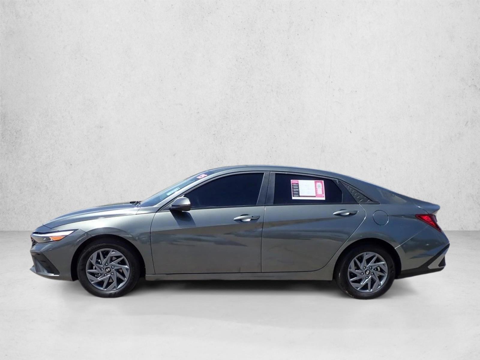 Thumbnail: 2025 Hyundai Elantra - 2