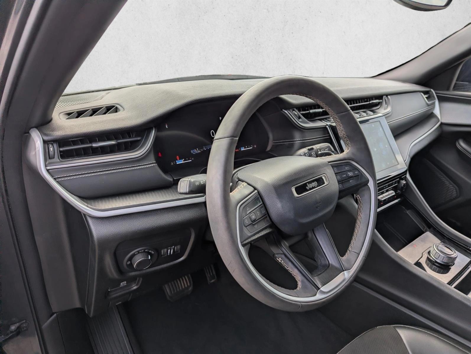 Thumbnail: 2023 Jeep Grand Cherokee - 3