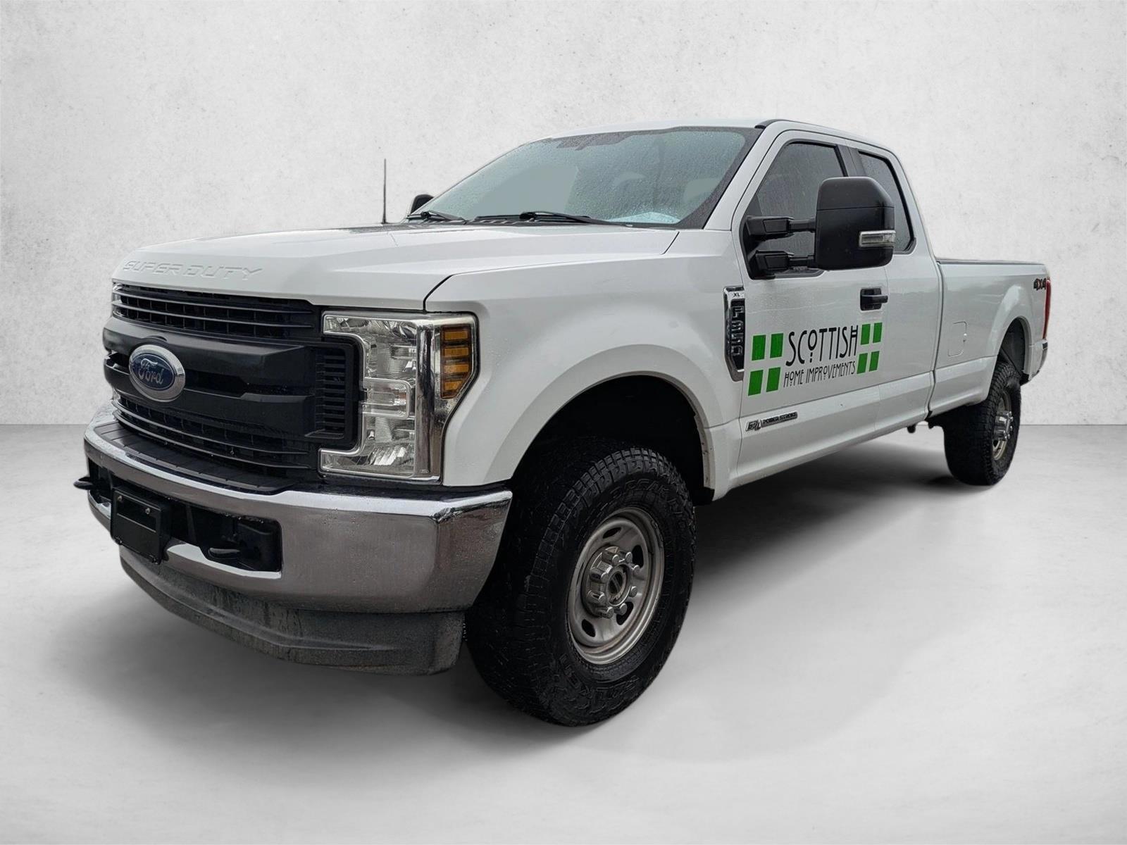 Thumbnail: 2018 Ford F-350 - 1