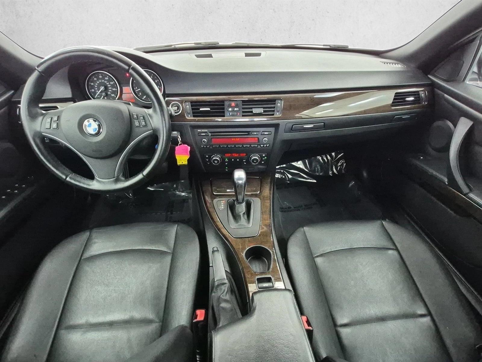Thumbnail: 2013 BMW 3 Series - 3