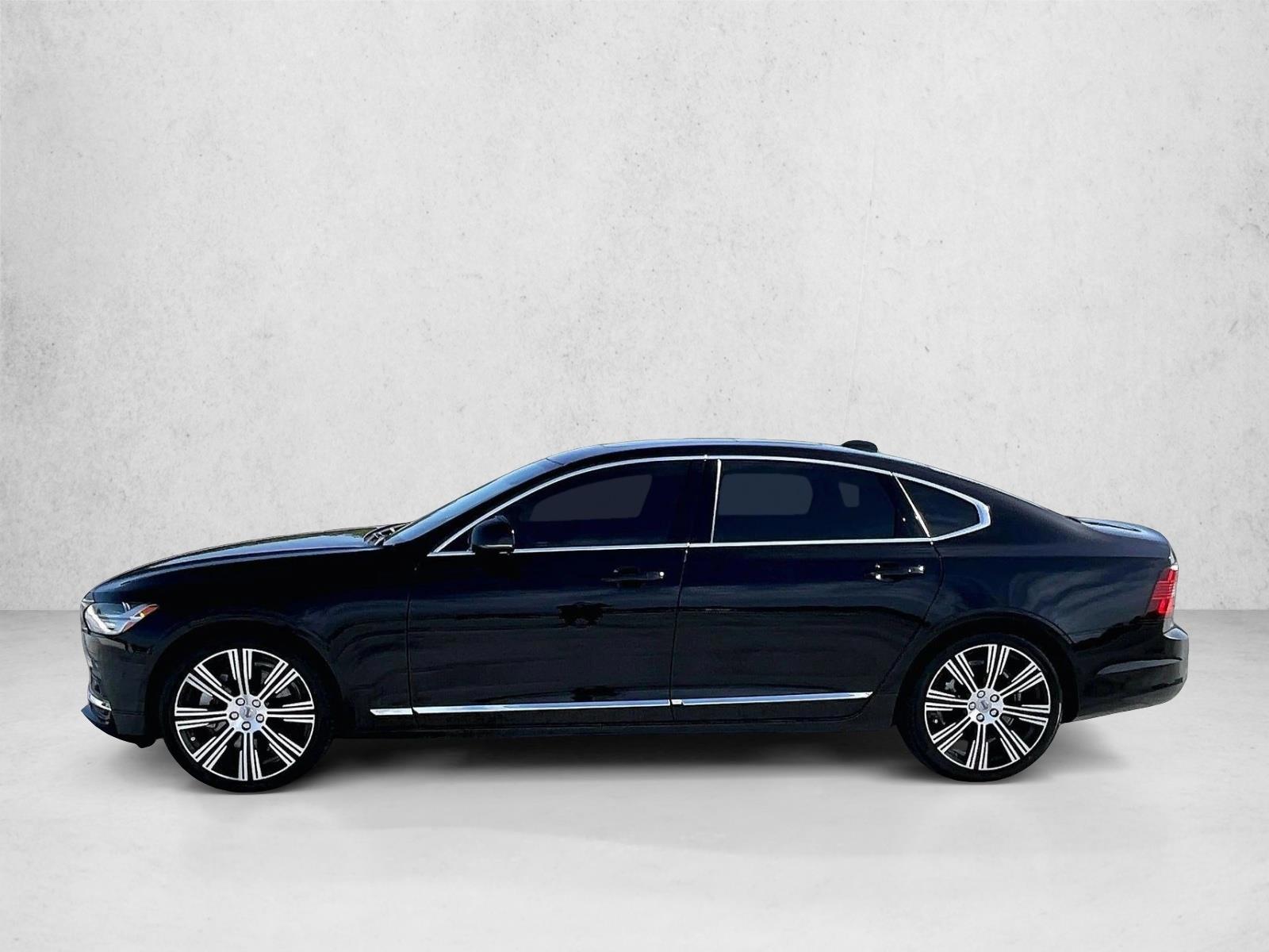 Thumbnail: 2023 Volvo S90 - 2