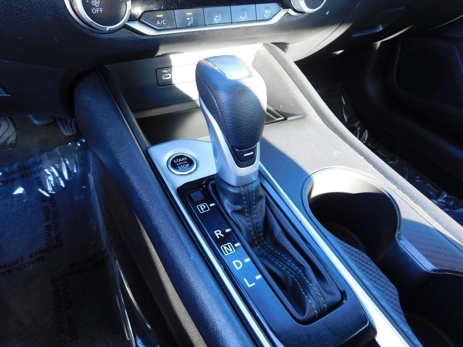 2025 Nissan Altima SV - Photo 18