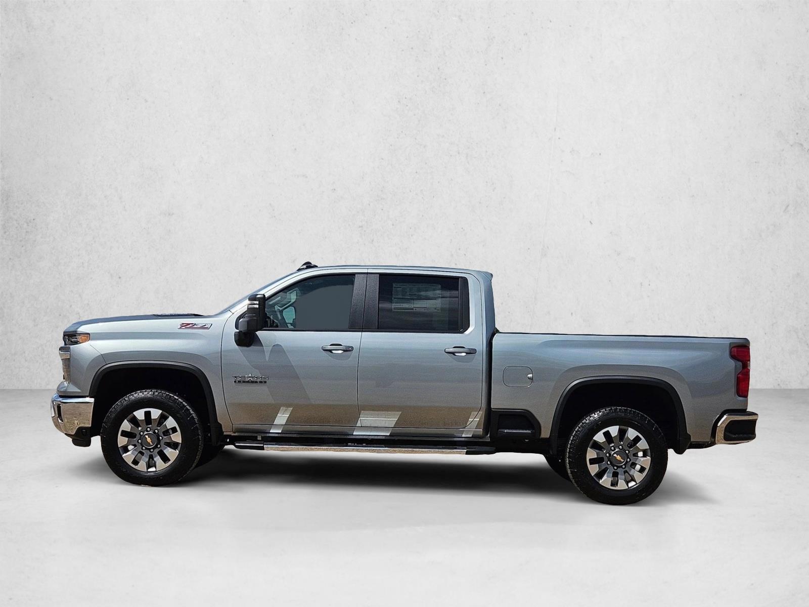 Thumbnail: 2026 Chevrolet Silverado 2500 - 2