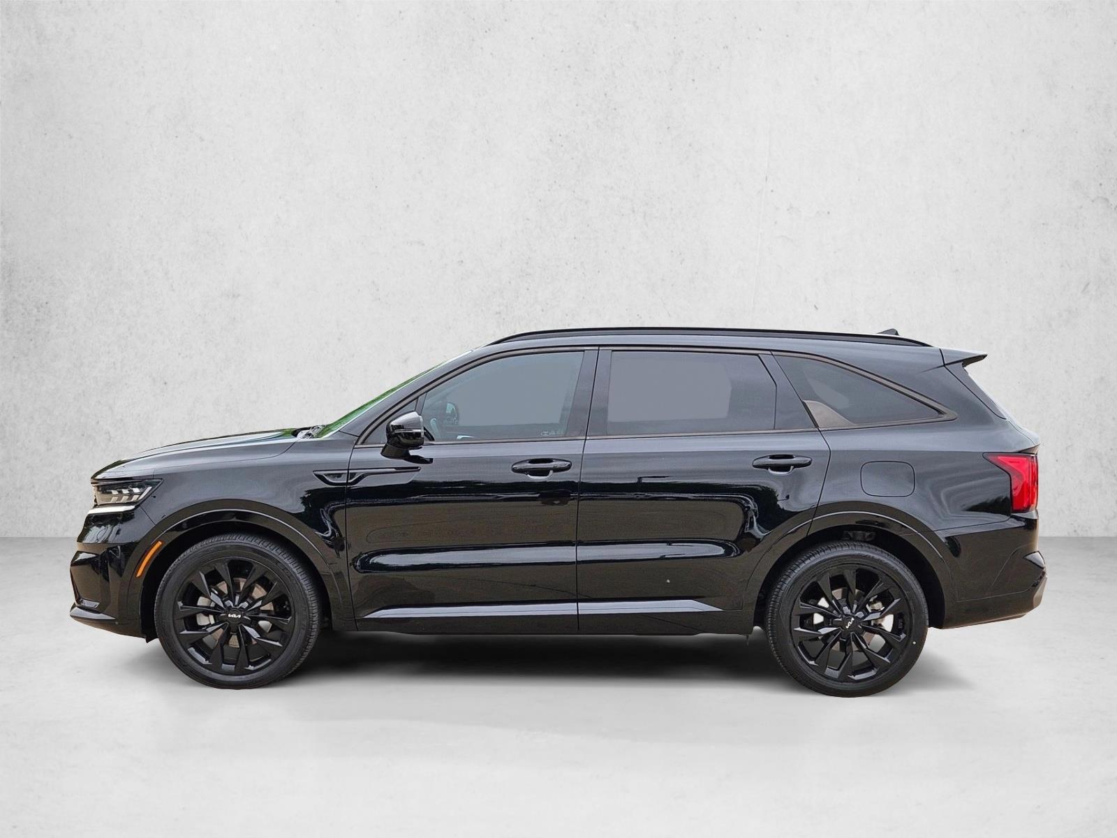 Thumbnail: 2023 Kia Sorento - 2