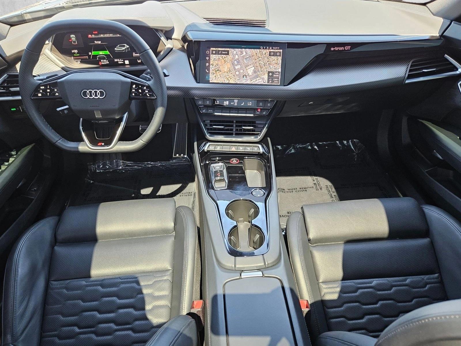 Thumbnail: 2025 Audi e-tron GT - 4