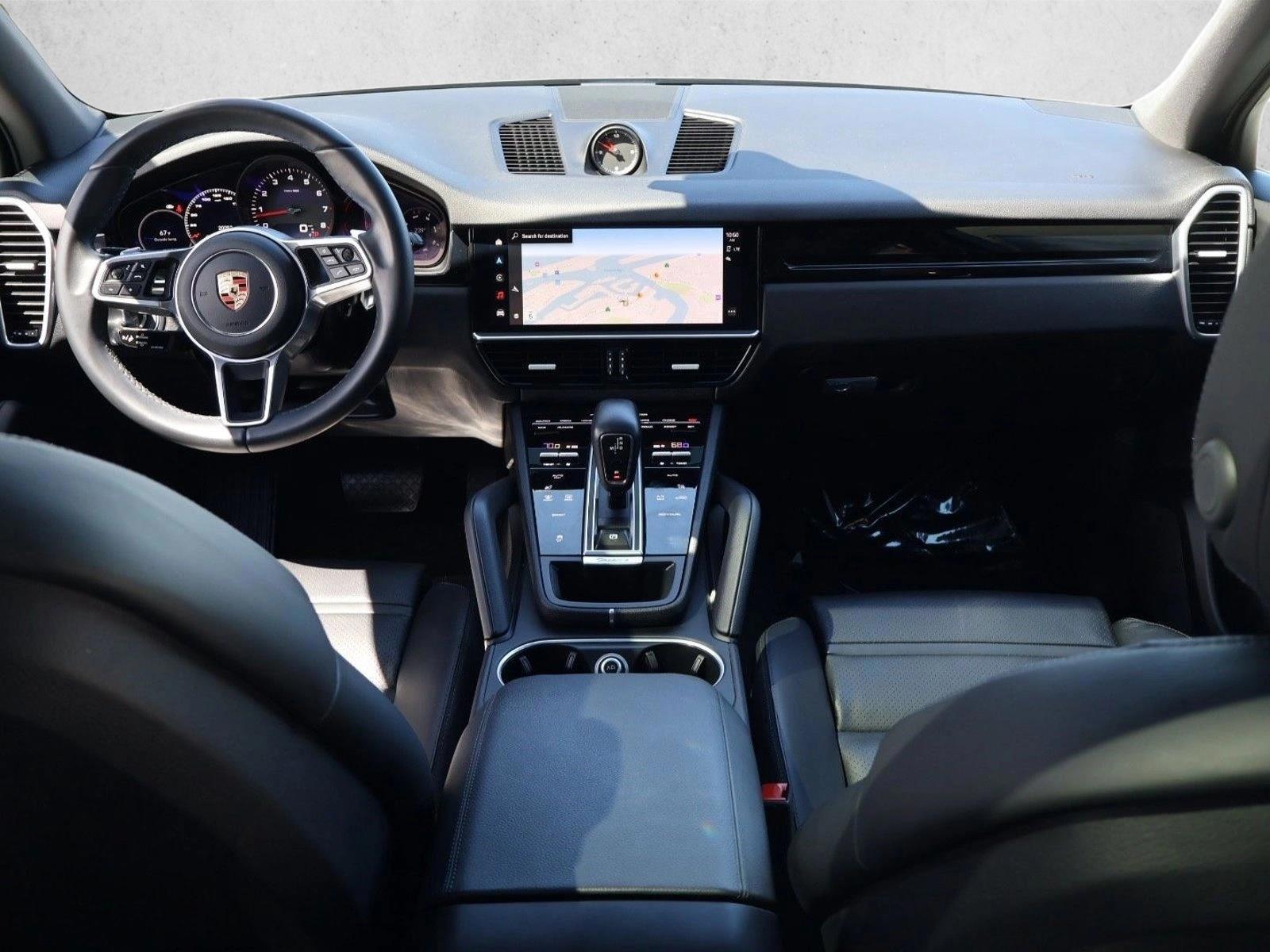 Thumbnail: 2023 Porsche Cayenne - 4