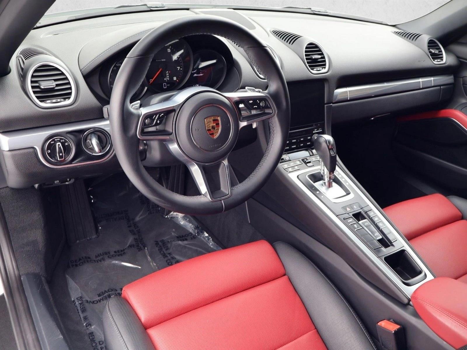 Thumbnail: 2022 Porsche 718 Boxster - 4