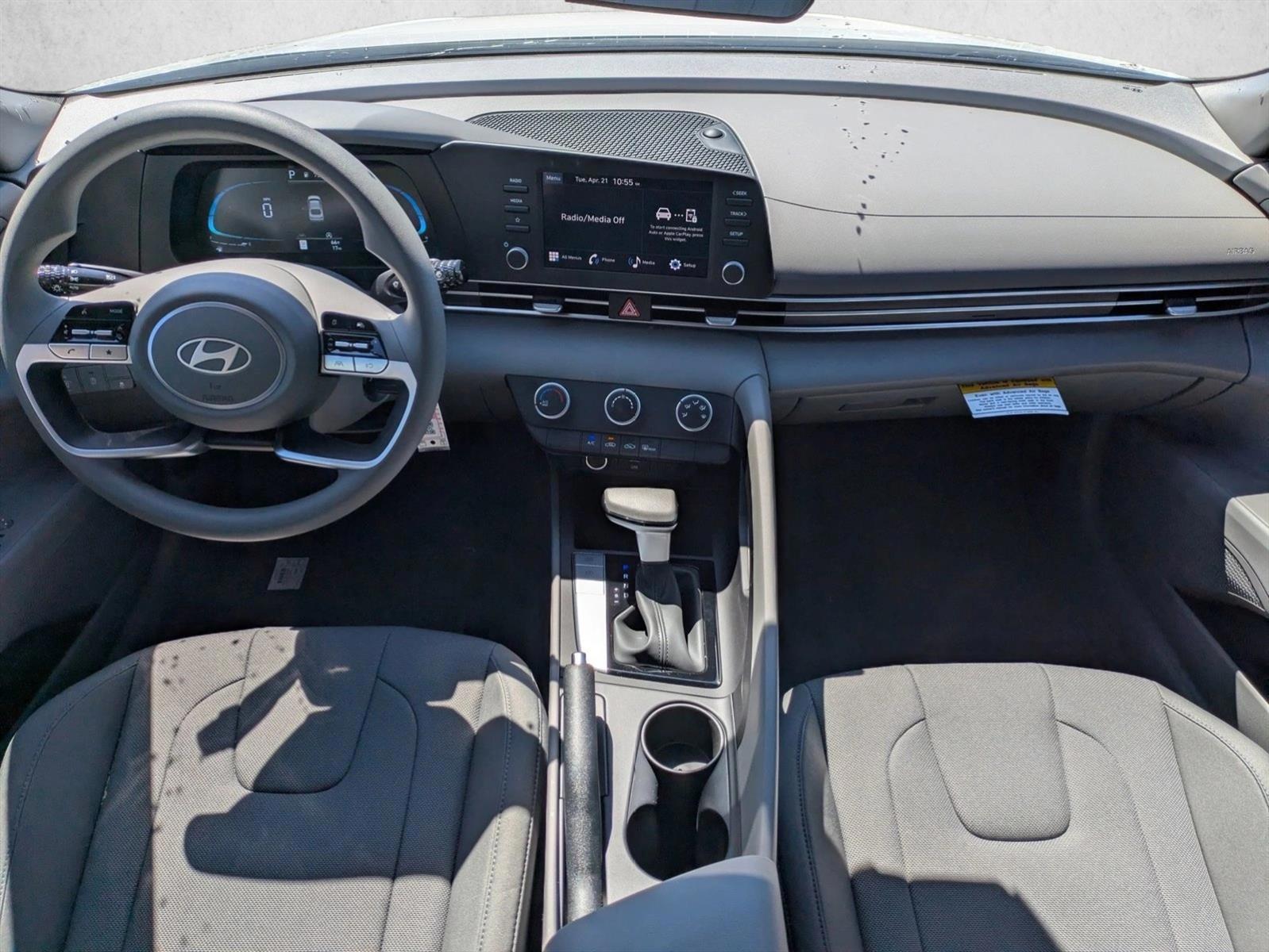 Thumbnail: 2026 Hyundai Elantra - 3
