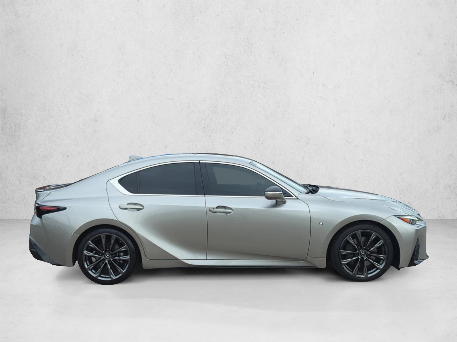 2023 Lexus IS
