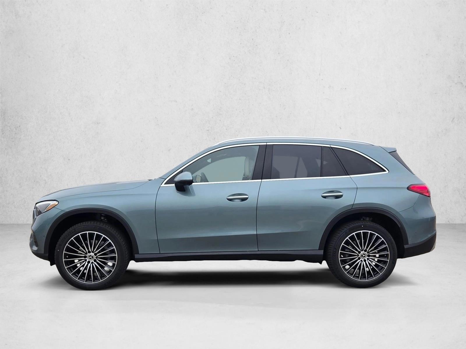 Thumbnail: 2026 Mercedes-Benz GLC - 3