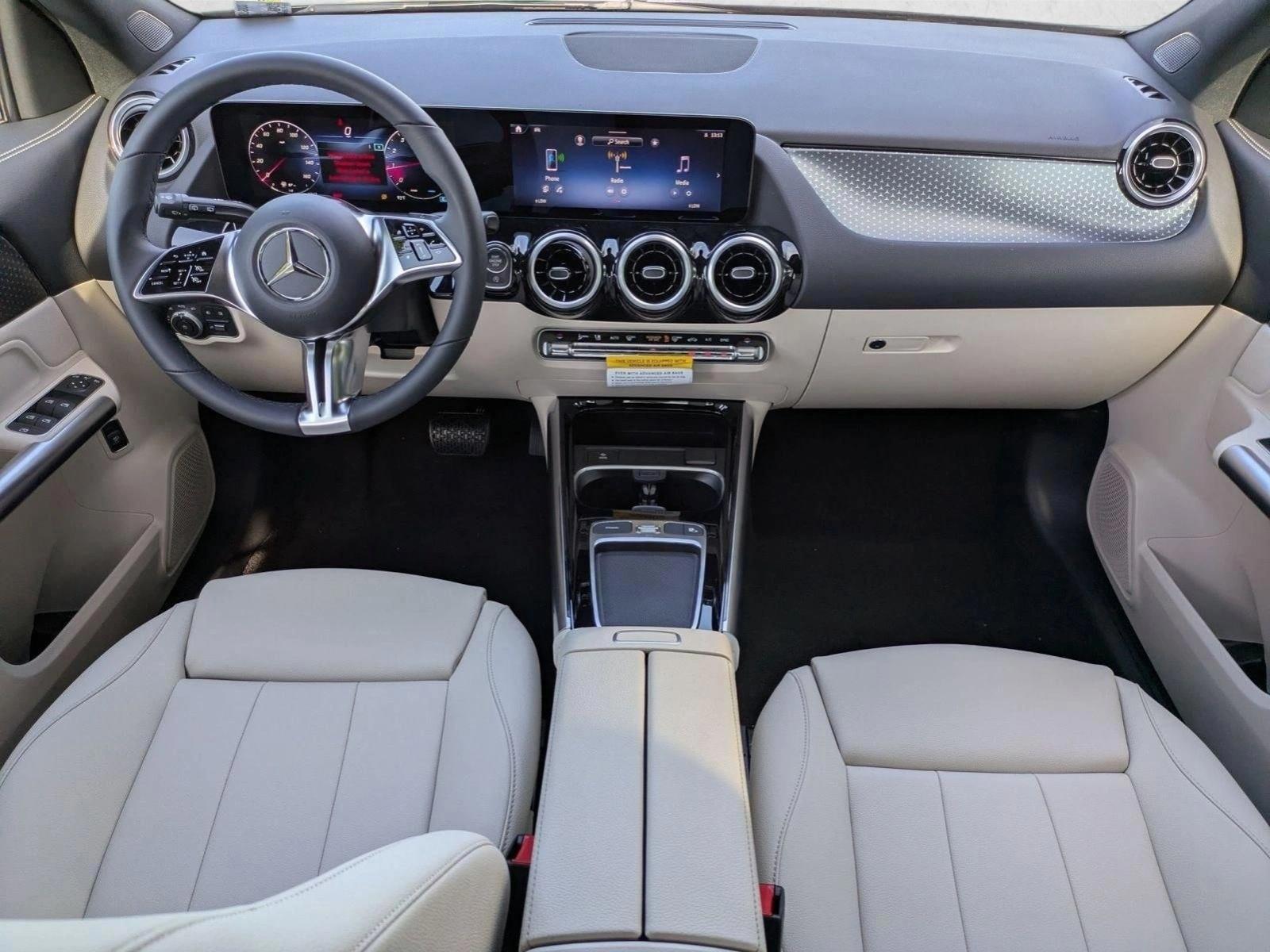Thumbnail: 2026 Mercedes-Benz GLA - 4