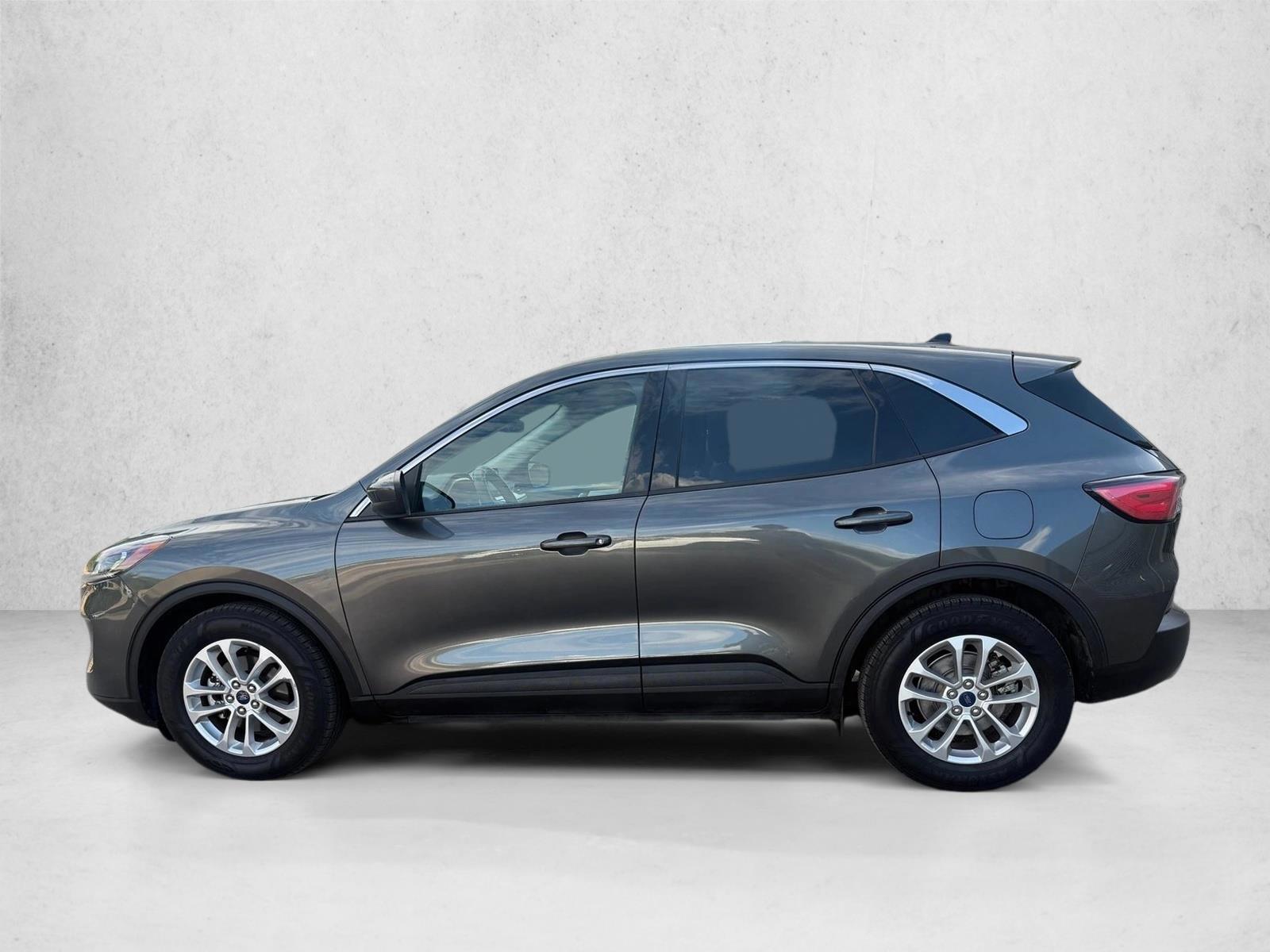Thumbnail: 2020 Ford Escape - 2